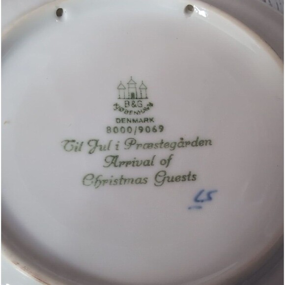 Bing & Grondahl Christmas Plate 1969  "Arrival Of Christmas Guests "  Blue/White - Picture 4 of 7